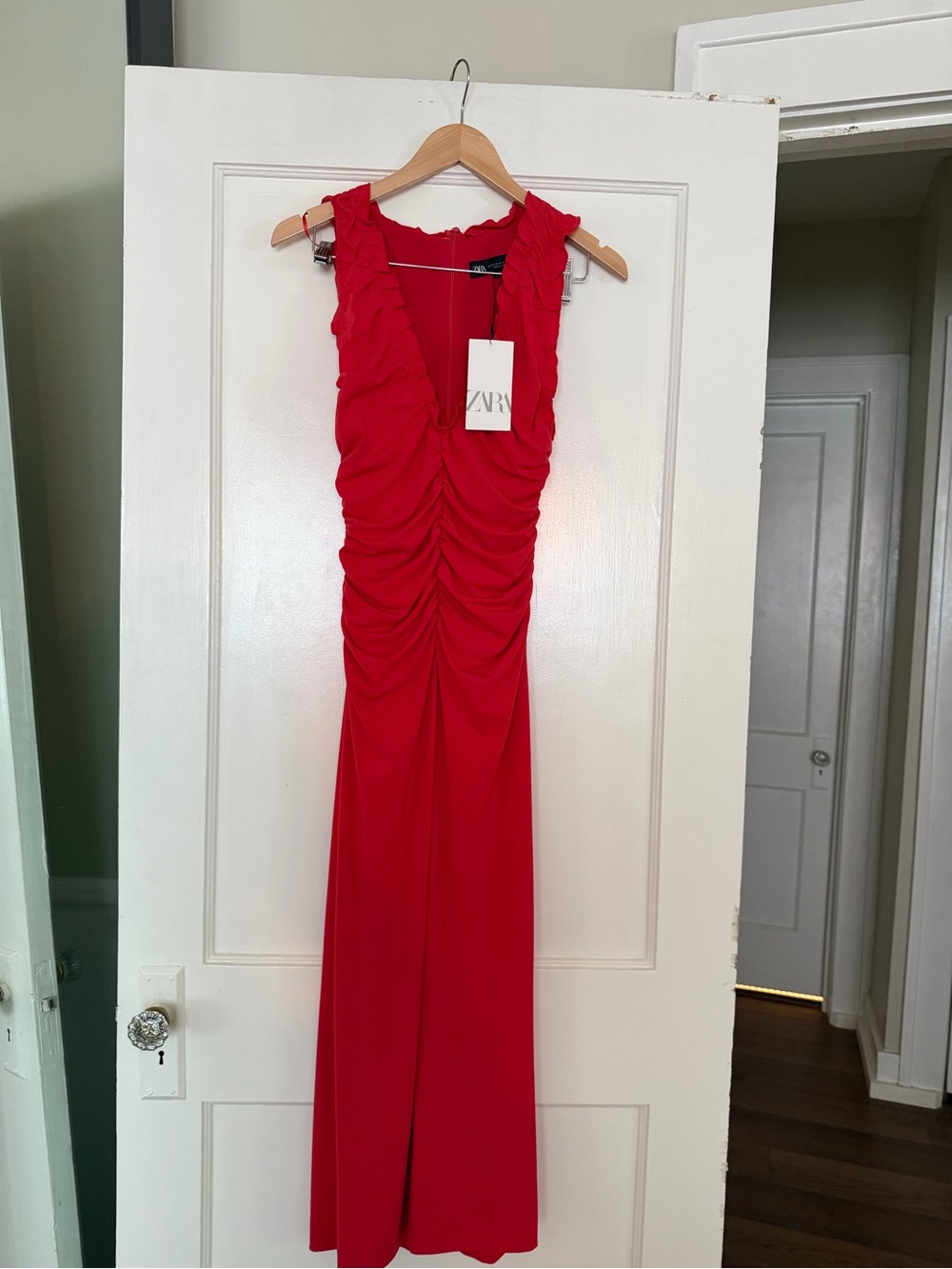 Zara Red Ruffled V-Neck Ruched Midi Dress - Picture 2 of 3